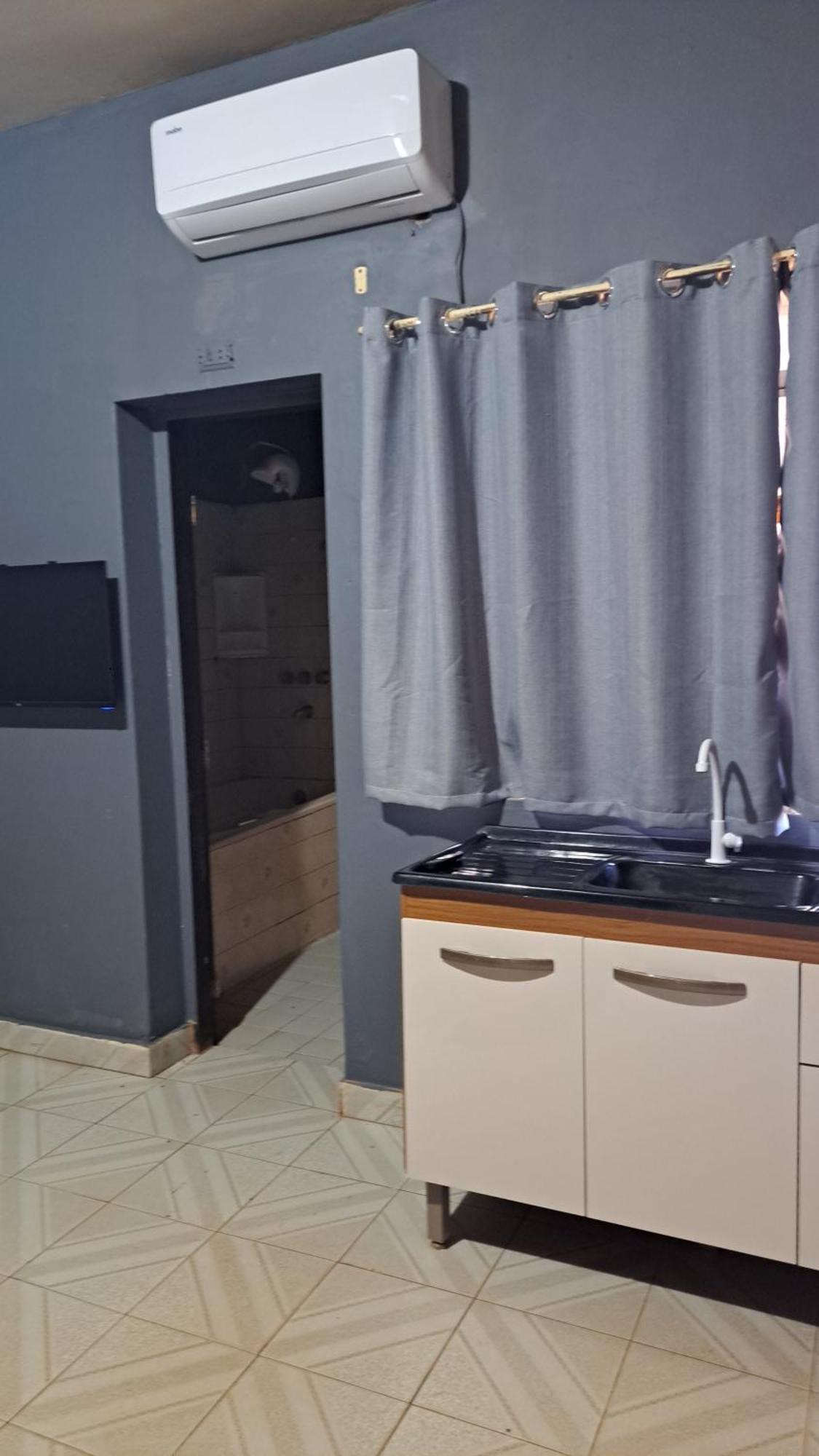 Hummingbird Hostel Сьюдад-дель-Эсте Экстерьер фото