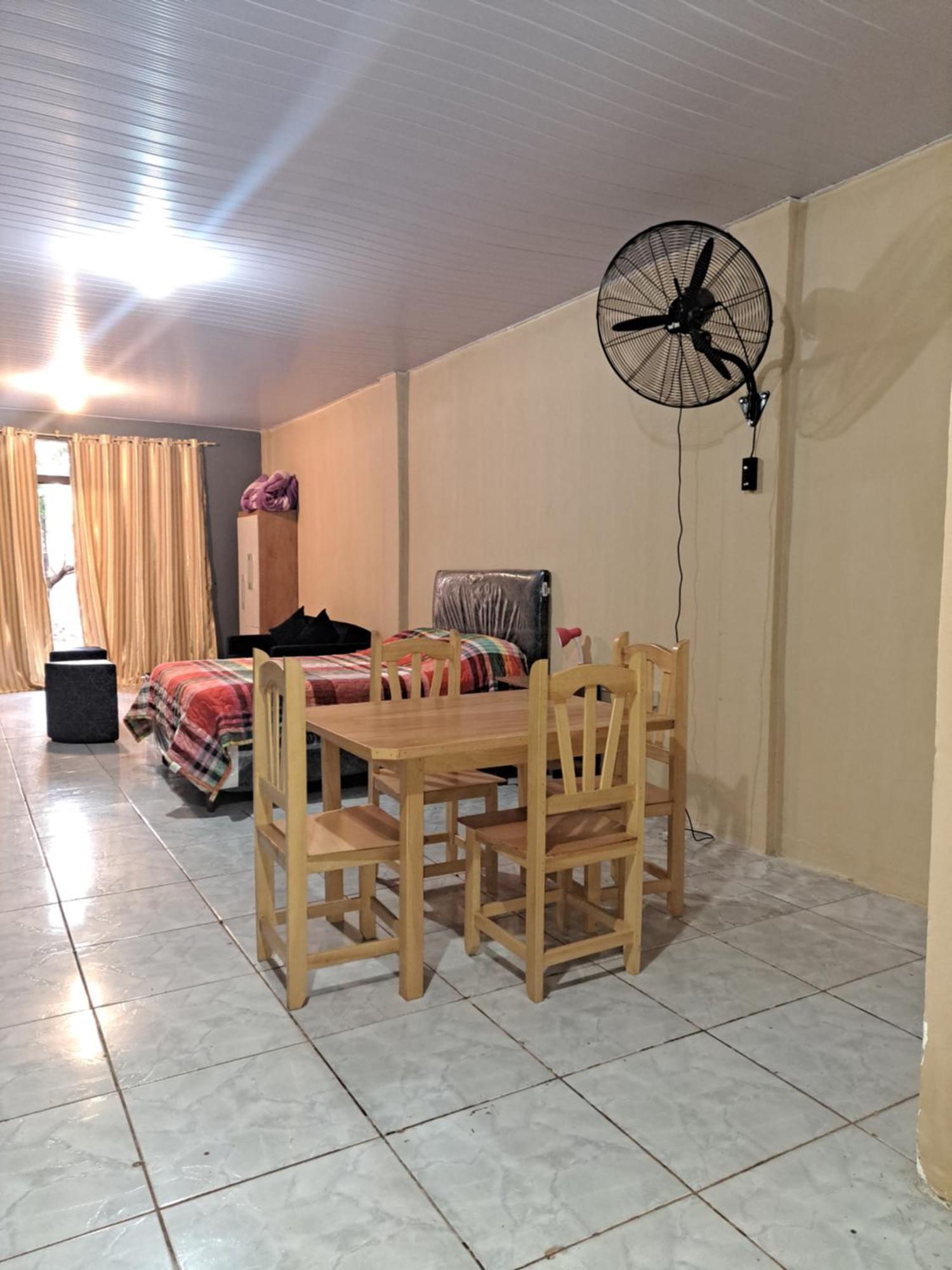 Hummingbird Hostel Сьюдад-дель-Эсте Экстерьер фото
