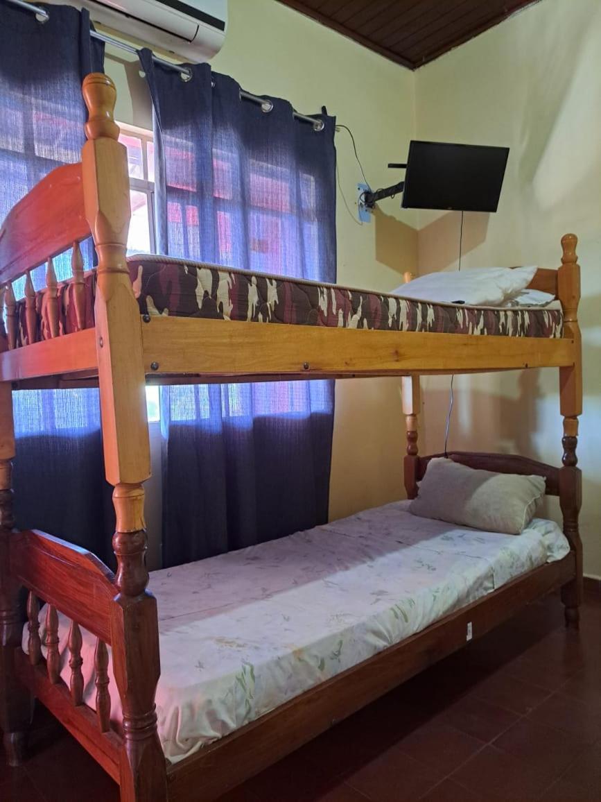 Hummingbird Hostel Сьюдад-дель-Эсте Экстерьер фото